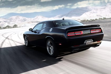 Dodge Charger SRT Hellcat photo gallery - Image 2