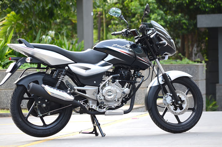 New 2014 Bajaj Pulsar 150 photo gallery