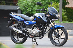 New 2014 Bajaj Pulsar 150 photo gallery
