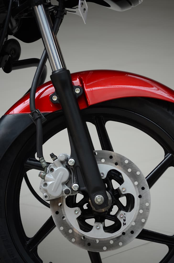 Disc brake upfront is provided for efficient braking.