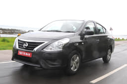 Nissan Sunny facelift photo gallery
