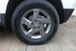 Renault Duster AWD photo gallery