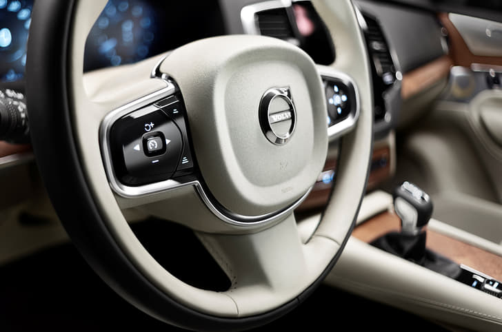 New Volvo XC90 photo gallery