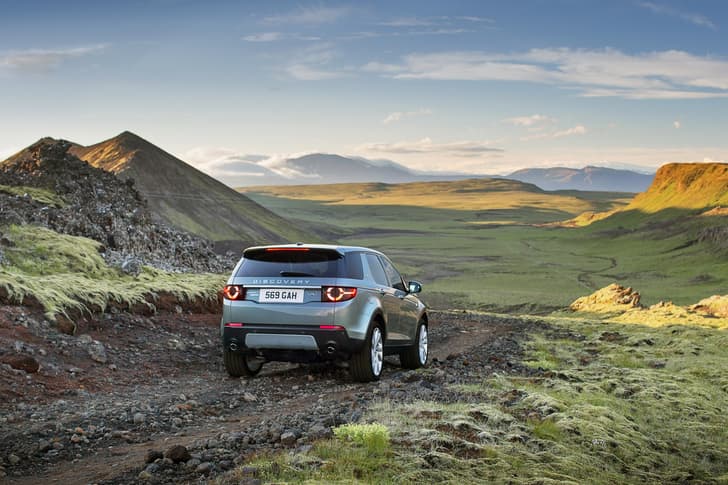 Land Rover Discovery Sport photo gallery