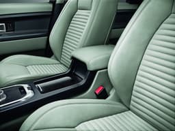 Land Rover Discovery Sport photo gallery