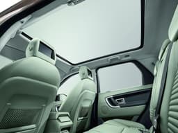 Land Rover Discovery Sport photo gallery