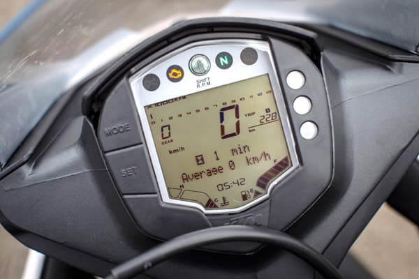New KTM RC390 photo gallery