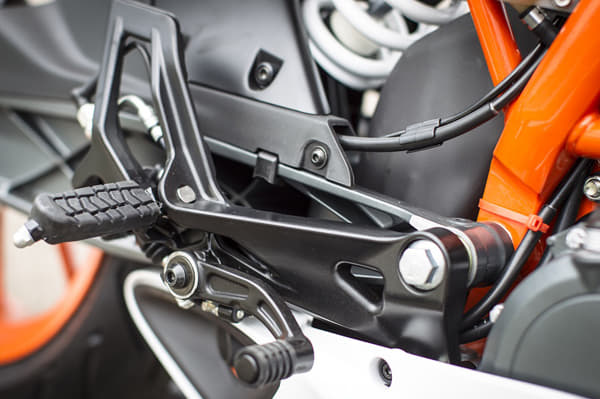 New KTM RC390 photo gallery
