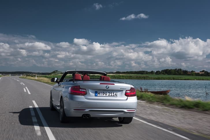 BMW 2-series convertible photo gallery