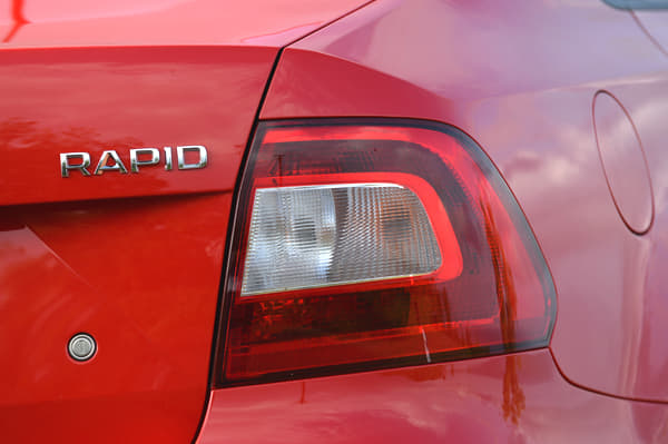 New Skoda Rapid diesel auto photo gallery