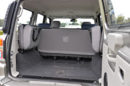 Beyond second row, you can opt for side-facing jump seats or a third bench.