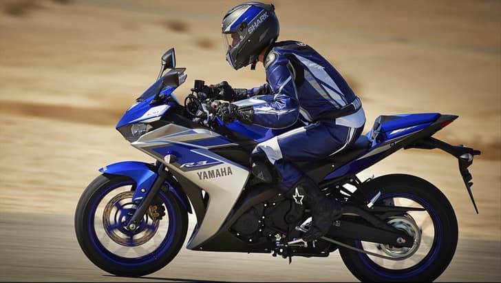 Yamaha YZF-R3 photo gallery
