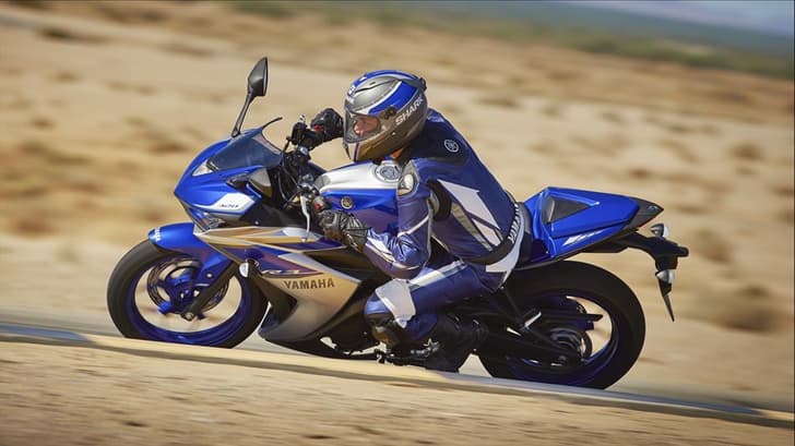 Yamaha YZF-R3 photo gallery