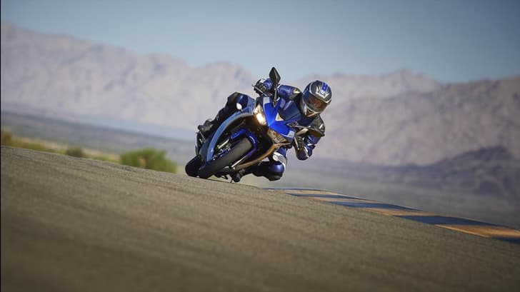 Yamaha YZF-R3 photo gallery