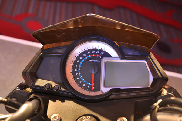 The twin-cylinder engine will peak at 11000rpm.