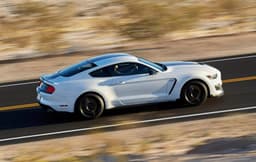 New Ford Mustang Shelby GT350 photo gallery
