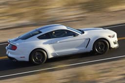 New Ford Mustang Shelby GT350 photo gallery