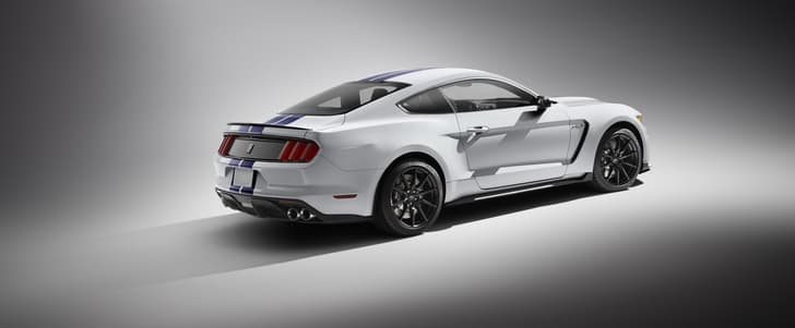 New Ford Mustang Shelby GT350 photo gallery