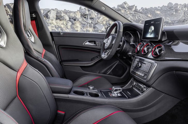 Mercedes CLA Shooting Brake photo gallery