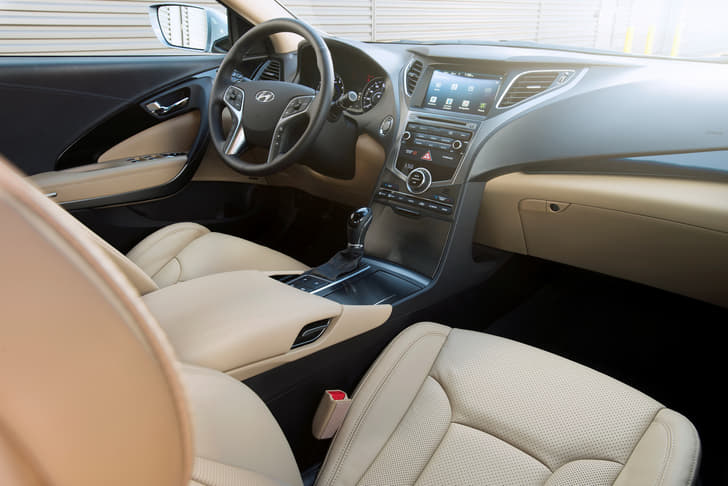 Hyundai Azera photo gallery