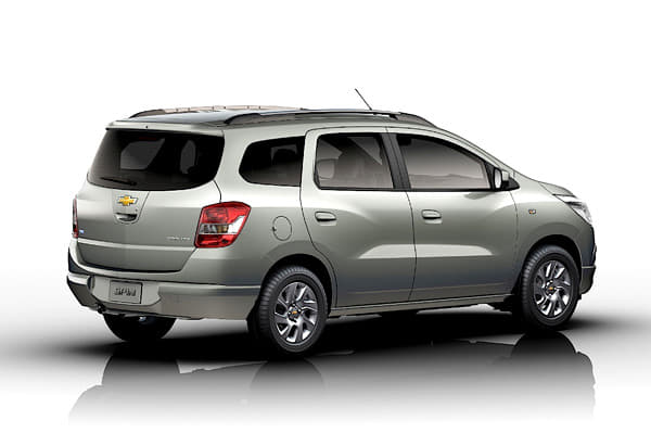 Chevrolet Spin MPV photo gallery
