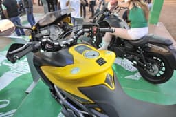 Reach adjustable levers seen here. Fuel-tank gets prominent flanks for thigh grip. 