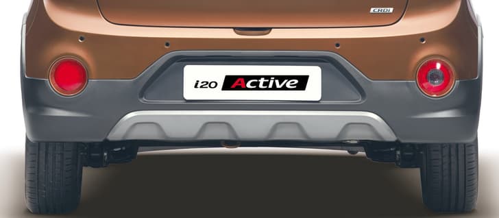 Hyundai i20 Active photo gallery