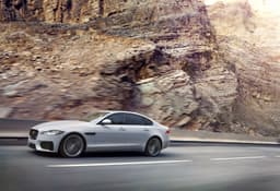 New Jaguar XF photo gallery