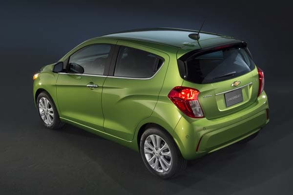 New Chevrolet Beat (Spark) photo gallery
