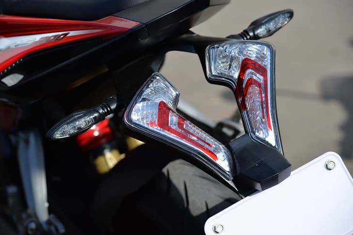 Bajaj Pulsar RS 200 review photo gallery