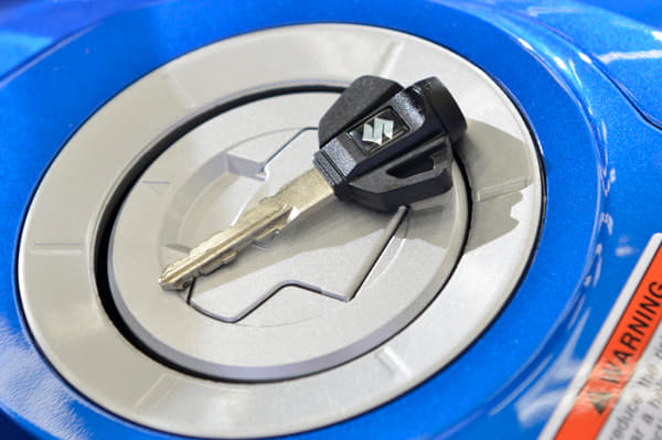 The Suzuki logo on the key now gets chrome finish.