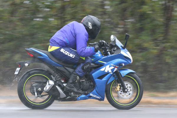 Suzuki says the new fairing improves aerodynamic efficiency for better downforce. The SF also has a more front weight bias as the new attire adds more weight to the front.