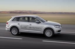 Audi Q7 e-tron 2.0 TFSI PHEV photo gallery