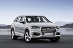 Audi Q7 e-tron 2.0 TFSI PHEV photo gallery