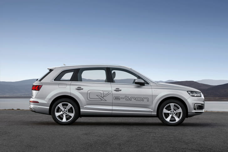 Audi Q7 e-tron 2.0 TFSI PHEV photo gallery