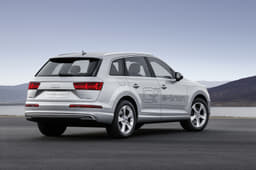 Audi Q7 e-tron 2.0 TFSI PHEV photo gallery