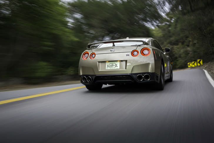 2016 Nissan GT-R 45th Anniversary Gold Edition 