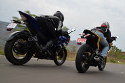 Performance wise, Bajaj’s RS 200 is sure to keep the Yamaha YZF-R15 well on its toes.