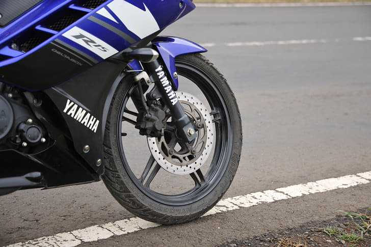 Yamaha’s YZF-R15 gets telescopic front suspension.