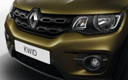 The Renault Kwid's serrated grille, big emblem and chunky fog lamp enclosures make it look really macho.