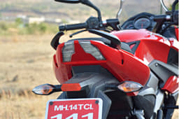 Tail light unit borrowed from the Pulsar 200 NS.
