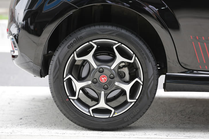 The Abarth Punto gets disc brakes front and rear in place of the discs and drums set-up seen on the standard model.