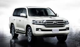 New Toyota Land Cruiser 200 photo gallery