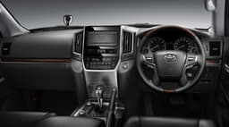 New Toyota Land Cruiser 200 photo gallery