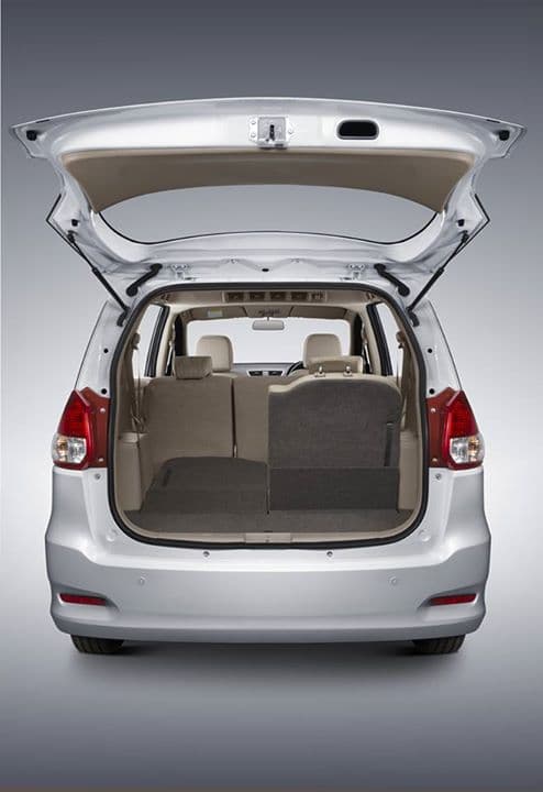 Maruti Ertiga facelift photo gallery