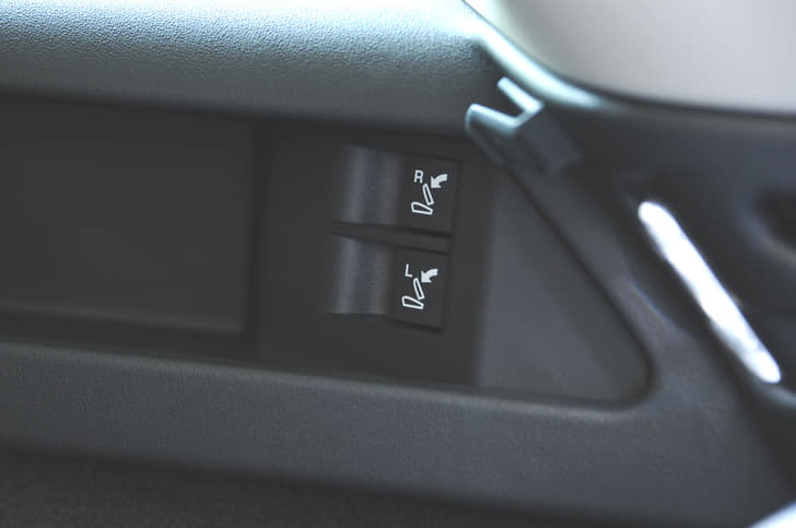 The Discovery Sport gets a power-folding option for the third row seat.