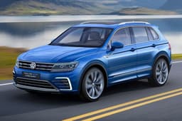 2017 Volkswagen Tiguan image gallery