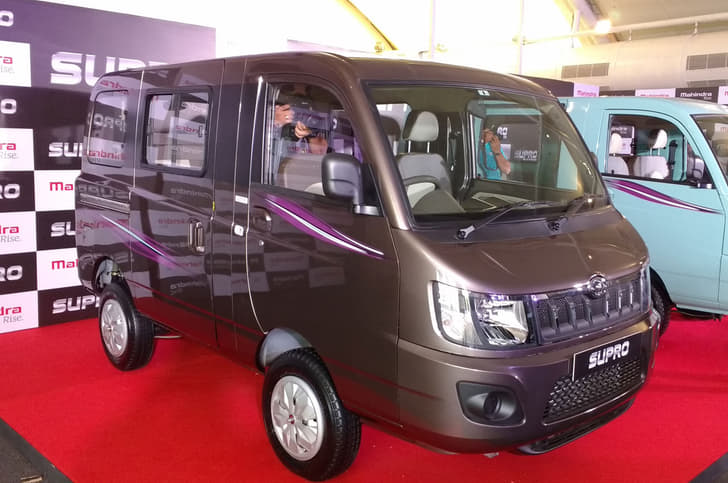 Mahindra Supro Van photo gallery