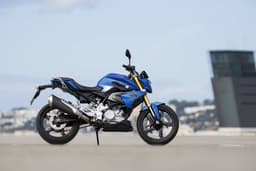 CANCELLED  TVS-BMW G 310 R photo gallery