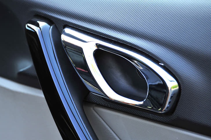 Tata Tiago photo gallery